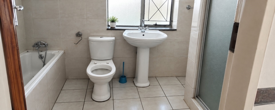 6 Bedroom Property for Sale in Sasolburg Ext 3 Free State